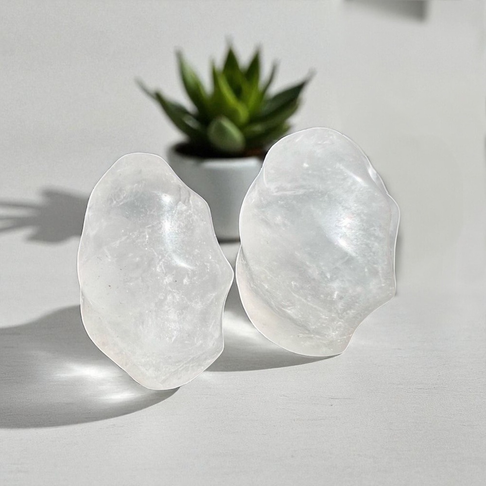 Polished Clear Quartz Mini Flame Carvings | Healing Crystal Carving‎ Décor